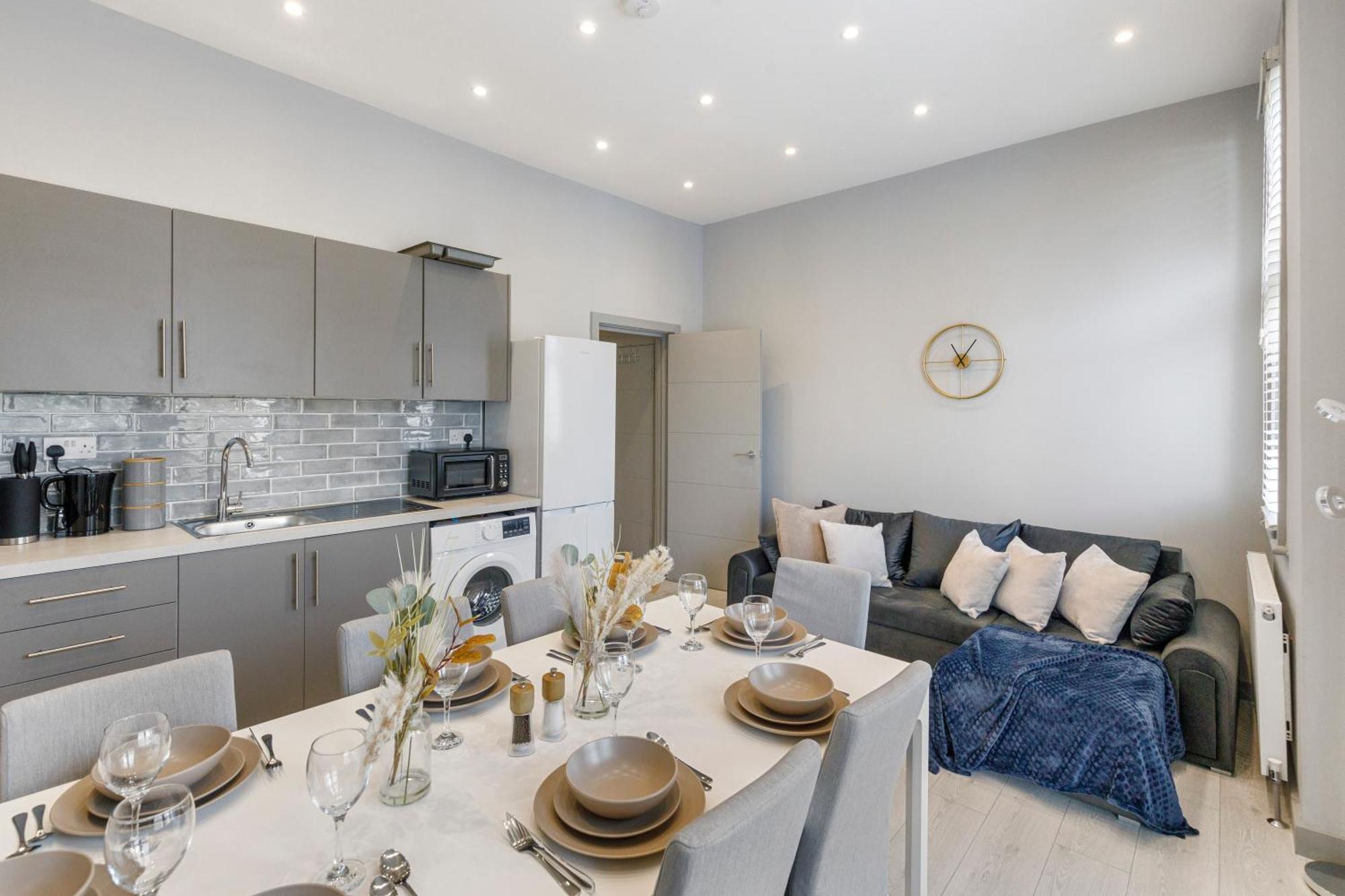 Wembley Luxury 3 Bedroom London Exterior foto